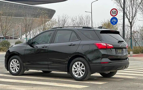 Chevrolet Equinox III, 2019 год, 1 850 000 рублей, 4 фотография