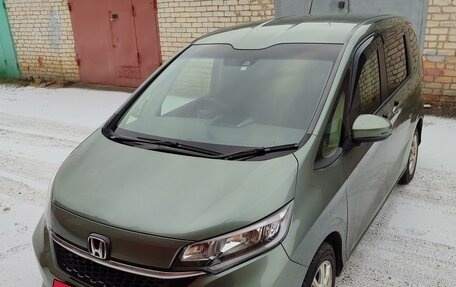 Honda Freed II, 2019 год, 2 100 000 рублей, 18 фотография