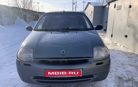 Renault Clio III, 2001 год, 150 000 рублей, 1 фотография