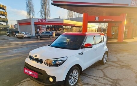 KIA Soul II рестайлинг, 2018 год, 1 725 000 рублей, 2 фотография