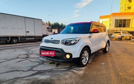 KIA Soul II рестайлинг, 2018 год, 1 725 000 рублей, 8 фотография