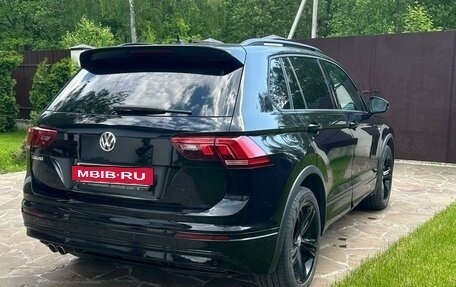 Volkswagen Tiguan II, 2019 год, 2 730 000 рублей, 11 фотография