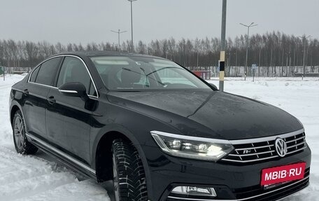 Volkswagen Passat B8 рестайлинг, 2017 год, 2 000 000 рублей, 2 фотография