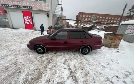 Daewoo Nexia I рестайлинг, 2001 год, 90 000 рублей, 5 фотография