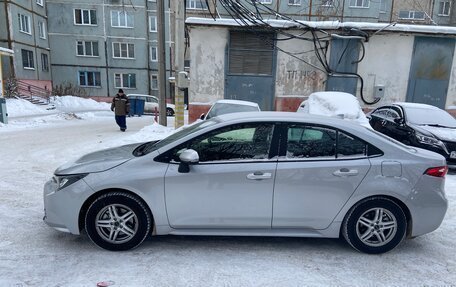 Toyota Corolla, 2020 год, 2 350 000 рублей, 2 фотография