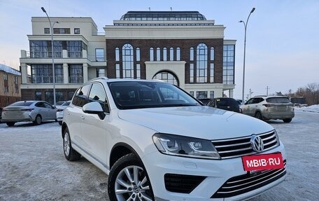 Volkswagen Touareg III, 2015 год, 3 350 000 рублей, 3 фотография