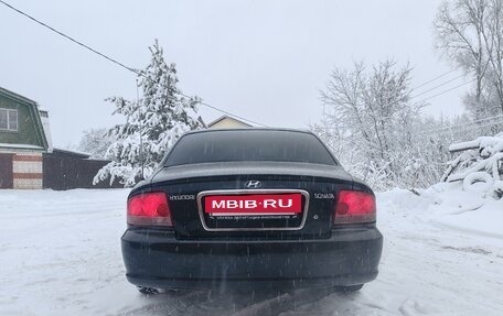 Hyundai Sonata IV рестайлинг, 2004 год, 430 000 рублей, 3 фотография