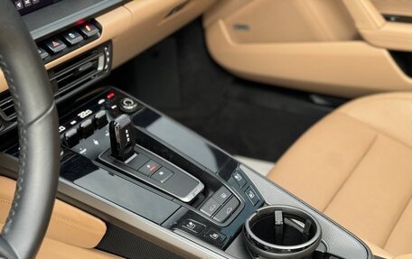 Porsche 911, 2019 год, 12 990 000 рублей, 21 фотография