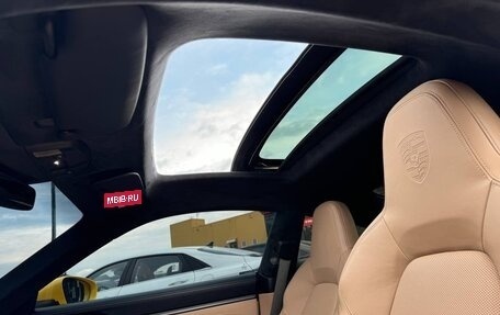 Porsche 911, 2019 год, 12 990 000 рублей, 22 фотография