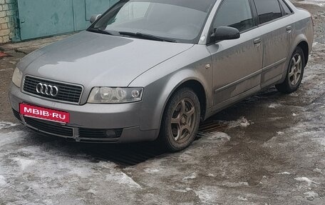 Audi A4, 2004 год, 500 000 рублей, 5 фотография