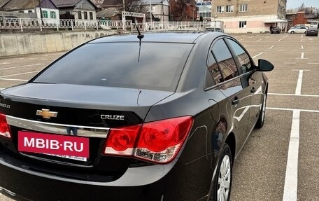 Chevrolet Cruze II, 2011 год, 930 000 рублей, 3 фотография