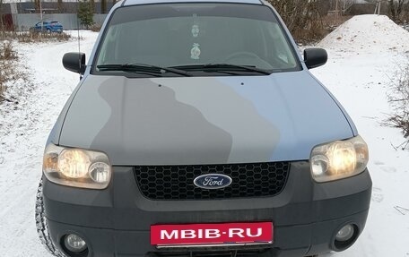 Ford Escape II, 2004 год, 680 000 рублей, 2 фотография