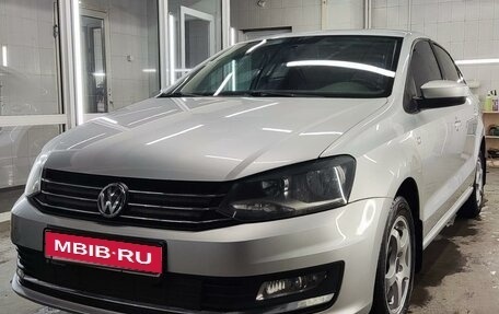 Volkswagen Polo VI (EU Market), 2017 год, 1 049 999 рублей, 1 фотография