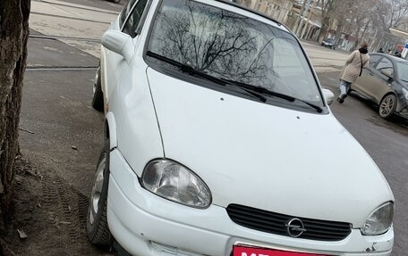 Opel Corsa B, 2000 год, 230 000 рублей, 1 фотография