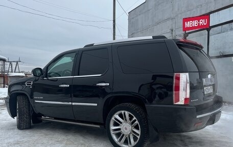 Cadillac Escalade III, 2013 год, 3 200 000 рублей, 10 фотография