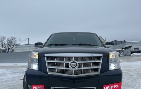 Cadillac Escalade III, 2013 год, 3 200 000 рублей, 5 фотография