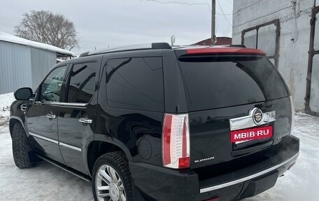 Cadillac Escalade III, 2013 год, 3 200 000 рублей, 17 фотография