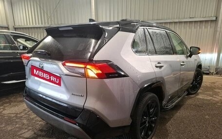 Toyota RAV4, 2020 год, 4 191 000 рублей, 2 фотография