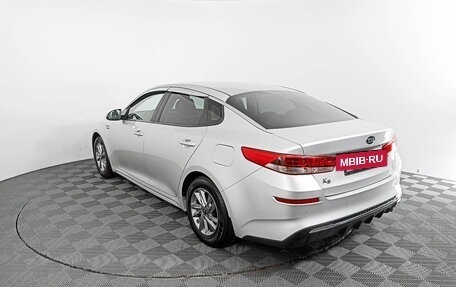 KIA K5, 2019 год, 2 180 000 рублей, 8 фотография