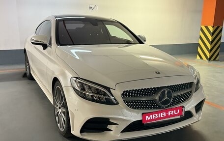 Mercedes-Benz C-Класс, 2019 год, 3 650 000 рублей, 5 фотография