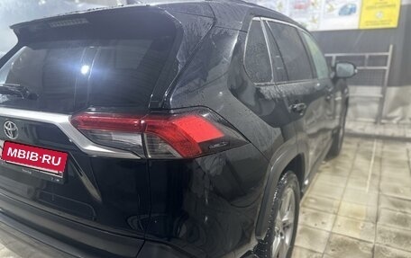 Toyota RAV4, 2021 год, 3 500 000 рублей, 7 фотография