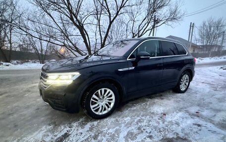 Volkswagen Touareg III, 2018 год, 4 400 000 рублей, 7 фотография