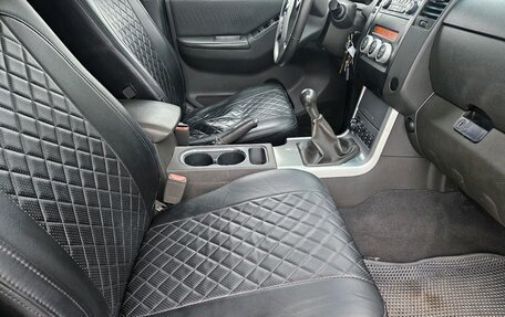 Nissan Navara (Frontier), 2012 год, 1 045 000 рублей, 13 фотография