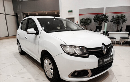 Renault Sandero II рестайлинг, 2015 год, 761 000 рублей, 3 фотография