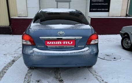 Toyota Yaris III рестайлинг, 2006 год, 555 000 рублей, 3 фотография