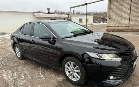 Toyota Camry, 2019 год, 2 700 000 рублей, 5 фотография