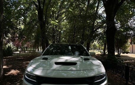 Dodge Charger, 2019 год, 3 700 000 рублей, 3 фотография