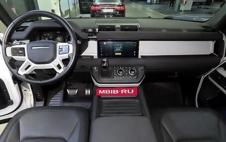 Land Rover Defender II, 2022 год, 7 102 480 рублей, 8 фотография