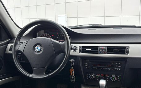 BMW 3 серия, 2011 год, 869 000 рублей, 6 фотография