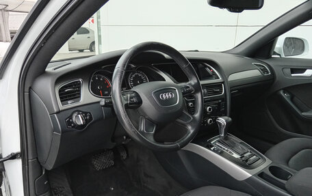 Audi A4, 2013 год, 1 470 000 рублей, 20 фотография