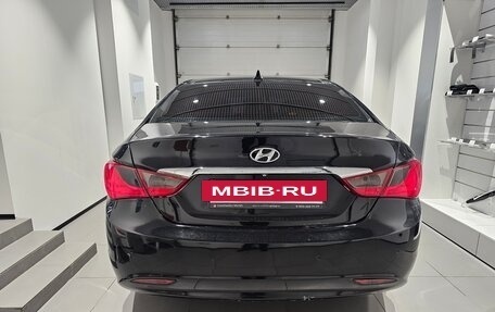 Hyundai Sonata VI, 2012 год, 829 000 рублей, 5 фотография