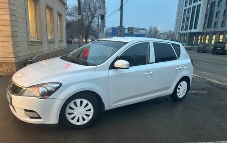 KIA cee'd I рестайлинг, 2010 год, 530 000 рублей, 5 фотография