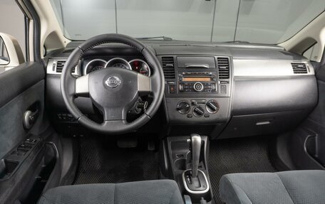 Nissan Tiida, 2010 год, 869 000 рублей, 6 фотография