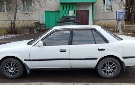 Toyota Corona VIII (T170), 1991 год, 320 000 рублей, 8 фотография