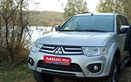 Mitsubishi Pajero Sport II рестайлинг, 2015 год, 2 400 000 рублей, 24 фотография