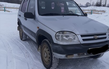 Chevrolet Niva I рестайлинг, 2003 год, 265 000 рублей, 8 фотография