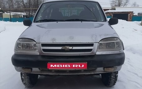 Chevrolet Niva I рестайлинг, 2003 год, 265 000 рублей, 9 фотография