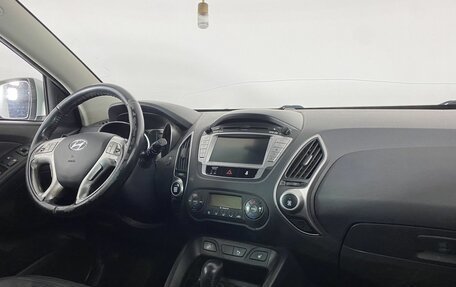 Hyundai ix35 I рестайлинг, 2011 год, 1 000 000 рублей, 10 фотография