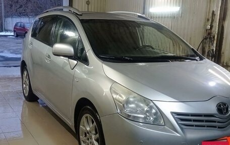 Toyota Verso I, 2010 год, 1 180 000 рублей, 3 фотография