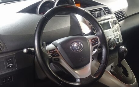 Toyota Verso I, 2010 год, 1 180 000 рублей, 7 фотография