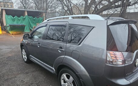 Mitsubishi Outlander III рестайлинг 3, 2008 год, 990 000 рублей, 6 фотография