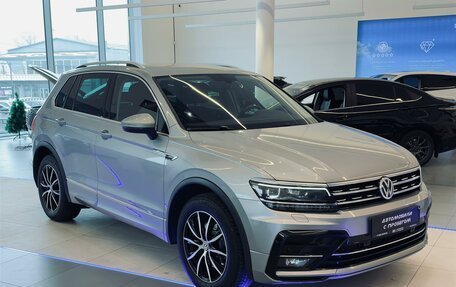 Volkswagen Tiguan II, 2018 год, 2 685 000 рублей, 4 фотография