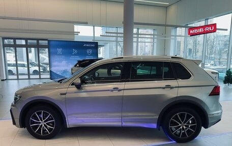 Volkswagen Tiguan II, 2018 год, 2 685 000 рублей, 10 фотография