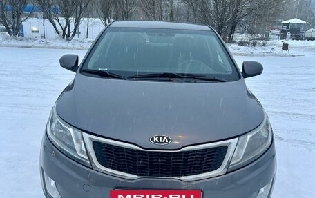 KIA Rio III рестайлинг, 2013 год, 930 000 рублей, 2 фотография