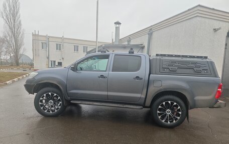 Toyota Hilux VII, 2014 год, 3 550 000 рублей, 1 фотография