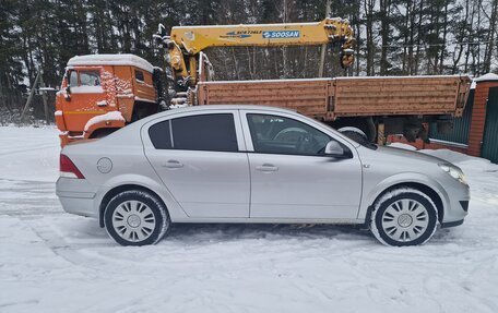 Opel Astra H, 2011 год, 850 000 рублей, 1 фотография